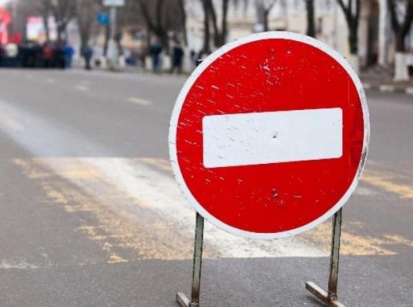 Движение и парковку ограничат 13 апреля в центре Симферополя